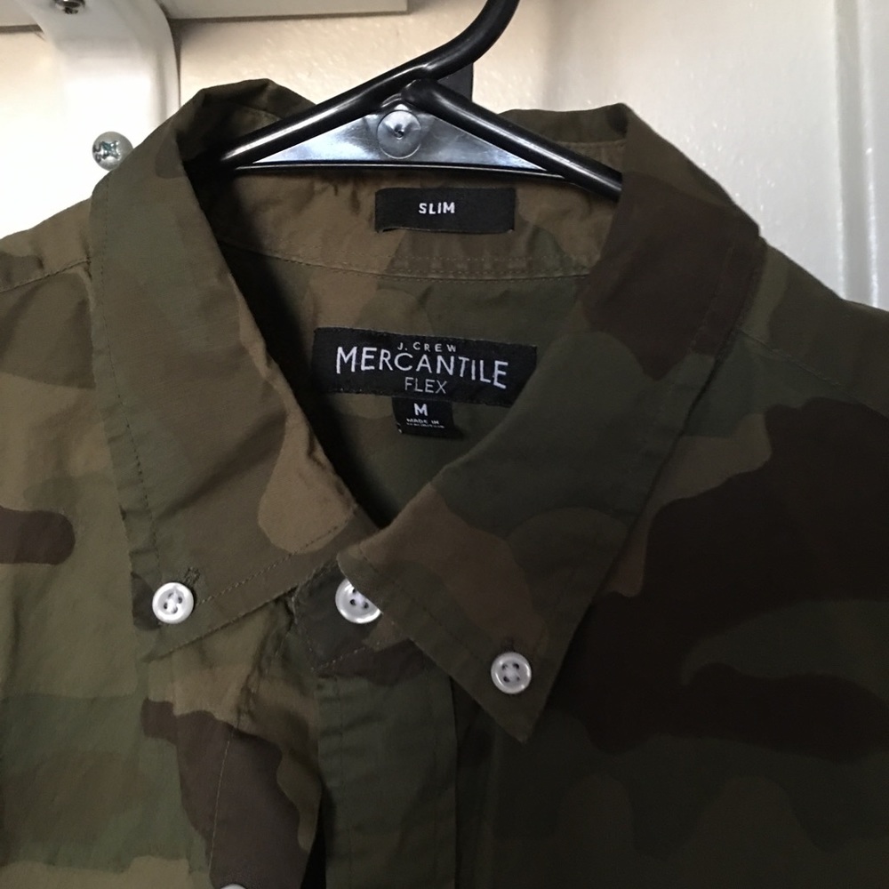 J. Crew mercantile long sleeve camuflaje shirt